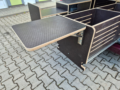 Univerzální kempingová vestavba do dodávky